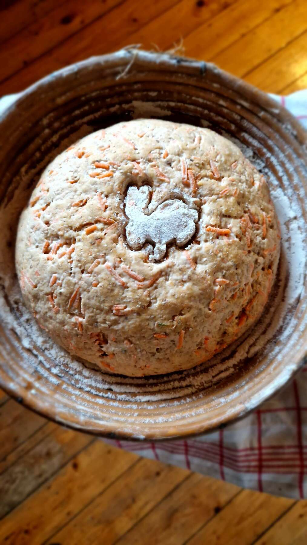 Rezepte | Karotten-Dinkelbrot Rezepte | Karotten-Dinkelbrot